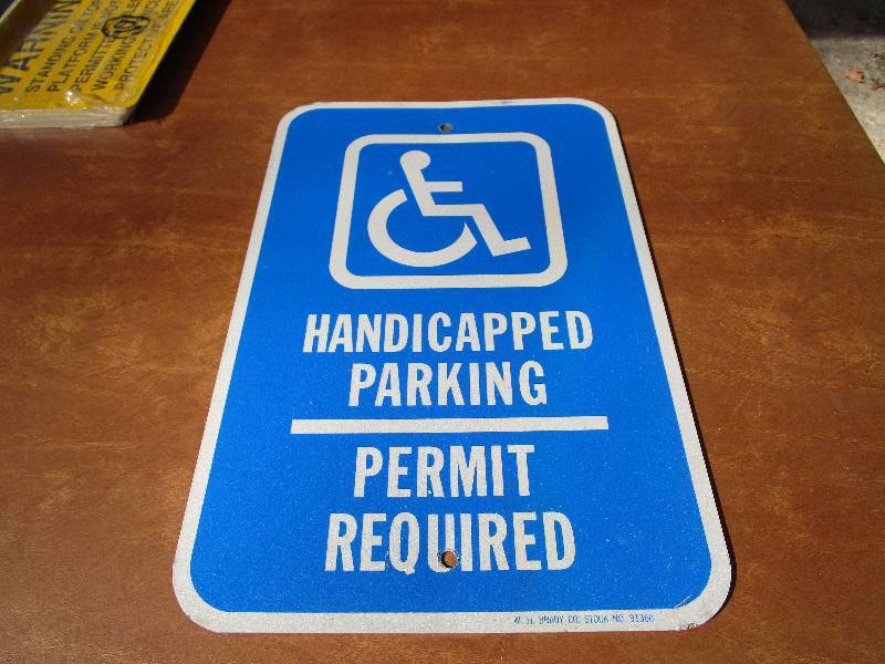 lot 850 image: Handicapped Parking Sign