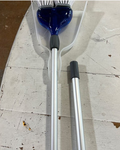 lot 18 image: broom w dust pan - unsure of function