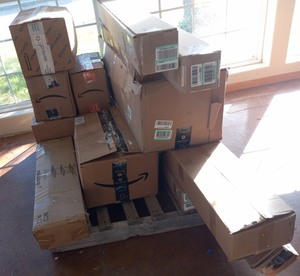 lot 150 image: Pallet of previously unsold items. FREE NEW Floor Lamp Included.&nbsp
