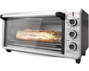 lot 35196 image: Black & Decker Extra-Wide Toaster Oven - 1500 W - Toast, Bake, Broil, Pizza, Keep Warm - Silver