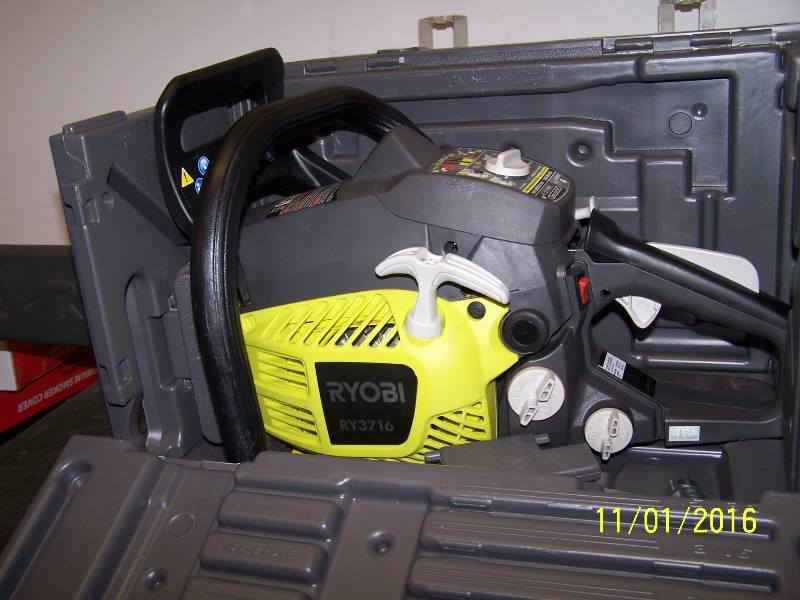 ryobi 16 in chain saw with carry case Pre Black Friday Sale 1