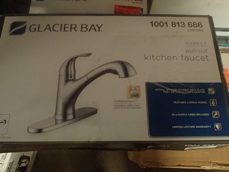 Glacier Bay Market Single Handle Pull Out Sprayer Kitchen Faucet
