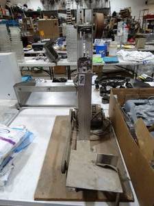 lot 1869 image: Belt sander