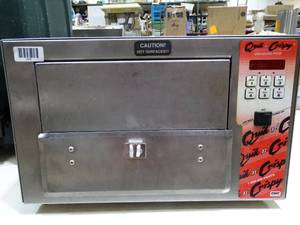 lot 1875 image: Quick-N-Crispy greaseless fryer- electric-