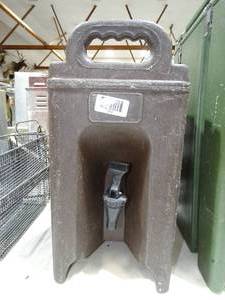 lot 1882 image: Cambro insulated catering drink dispenser