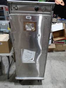 lot 1700 image: Bevles CS61-CVMP12 Heated Food Warmer Cabinet Proofer
