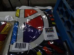 lot 1710 image: Rainbow Peace Swirl 3Ft x 5Ft Flag