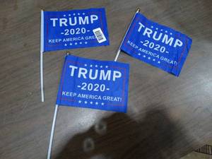 lot 1724 image: TRUMP 2020 Flags