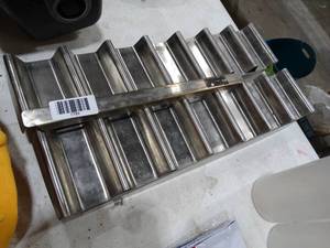 lot 1733 image: Stainless steel taco stand