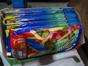 lot 1764 image: Lot of Liploc Steam Bags