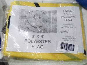 lot 1776 image: 3X5 Polyester Flags Yellow Smile Face