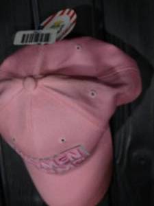 lot 1792 image: Pink Hat