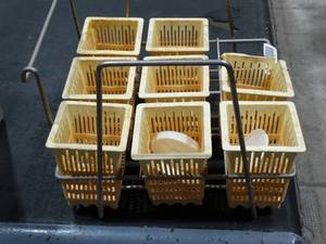lot 1822 image: Utensil Drying Rack