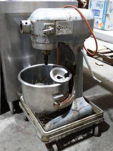 lot 1824 image: Hobart commercial 20 qt mixer w attachments- A200