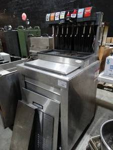 lot 1825 image: McCann 16-1321 Commercial 8 Head Soda Beverage Dispenser w Ice Storage Bin
