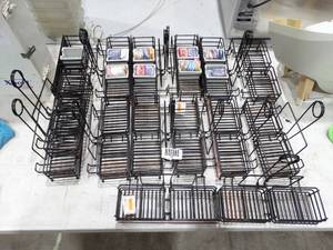lot 1840 image: Large Lot of Condiment Holders