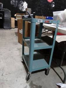 lot 1859 image: Small 3 shelf media cart