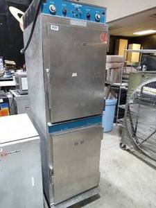 lot 1951 image: Alto-Shaam Halo heat full size 2 door commercial food warmer