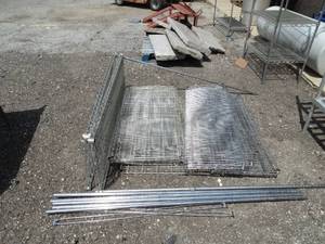 lot 1995 image: Mix Lot of Metro Rack Shelves  Verticals