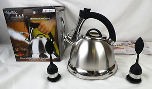 lot 66059 image: Pykal Whistling Tea Kettle WiCool-Handle