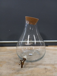 lot 36595 image: Beverage Dispenser with Cork Lid