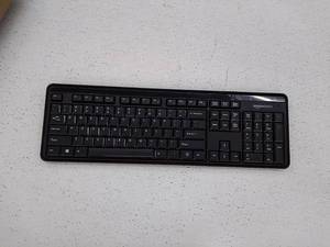 lot 49613 image: Amazon Basics wireless keyboard