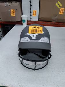 lot 49679 image: Mizuno F6 Adult Fastpitch Softball Batting Helmet with Mask