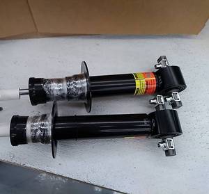 lot 49682 image: Shock Absorber, Unknown Brand & Model