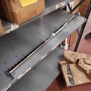 lot 25269 image: Telescoping Curtian Rod