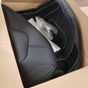 lot 25283 image: Black Car Seat Cover