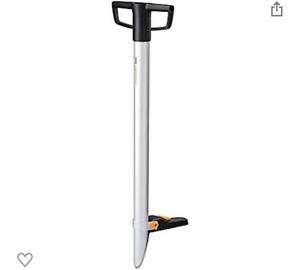 lot 7993 image: Fiskars 373830-1001 Xact Standing Bulb Planter, Silver