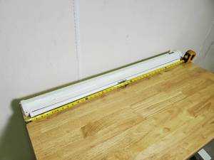 lot 1034 image: Da-lite Projector Screen 43 50