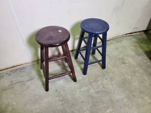 lot 1043 image: Bar Stools Need TLC