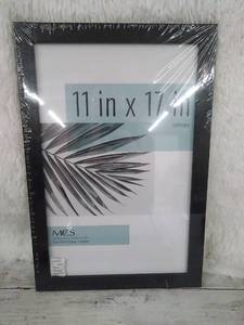 lot 66161 image: 11x17 Black Photo Frame Set Amazon Basics