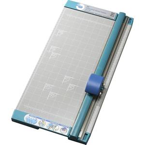 lot 66518 image: Carl Mfg Professional Paper Trimmer