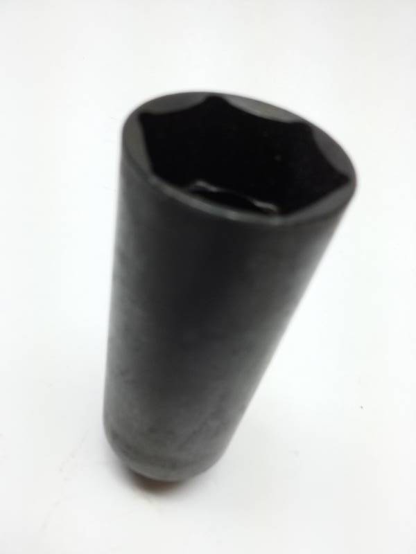 lot 9273 image: New deep 6 point impact 1-316 deep impact socket for 12 drive with hex on the top for easy handling