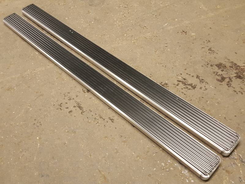 lot 8525 image: Not sure of the real application but this is a new and very nice (pair) set of aluminum step boards.