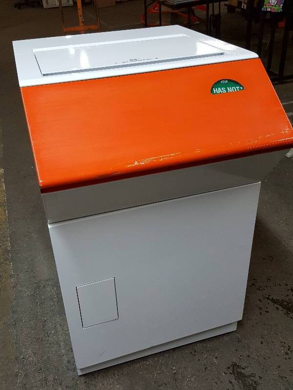 lot 8514 image: Its a new small package drop off outdoor station with document storage on top and safe weather proof compartment.