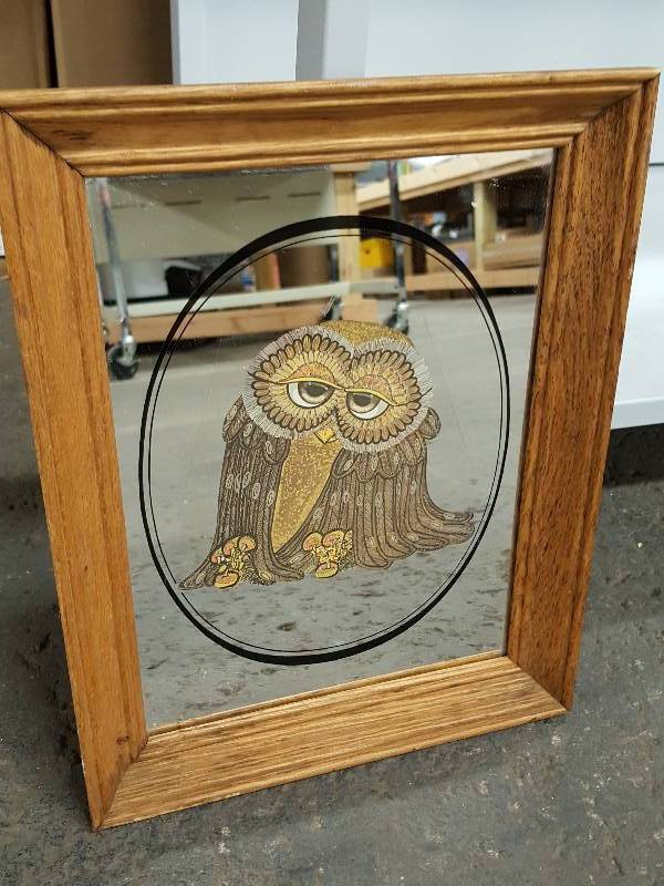 lot 8664 image: Wall mounted wood frame decorative mirror with tree stump and flower eyes