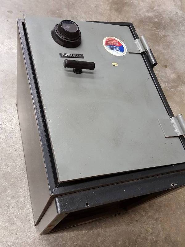 lot 8650 image: Very nice and heavy duty document fire proof combination lock safe with the combination.