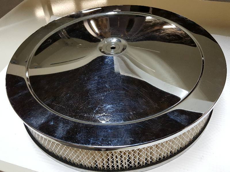 lot 8504 image: 14 X 3 chrome muscle car style air cleaner in good condition and has the dimples