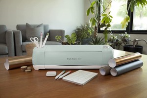 lot 24763 image: Cricut - Explore Air 2 - Mint - Retail $199.00