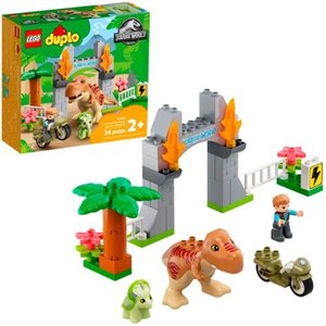 lot 574 image: LEGO - DUPLO Jurassic World T. rex and Triceratops Dinosaur Breakout 10939