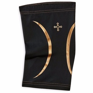 lot 4057 image: Tommie Copper Sport Compression Knee Sleeve, Black, SmallMedium
