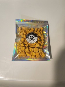 lot 4905 image: Freeze Dried Organic Dog Treats