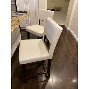 lot 2032 image: Porch & Den Warren Faux Leather 30.75-inch Bar Stool