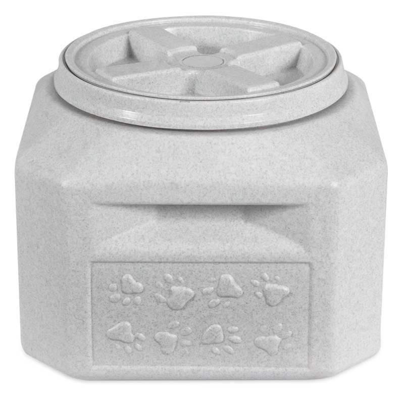 lot 6112 image: Gamma2 Vittles Vault Outback Pet Food Storage Container, Grey, 15 Lb - small crack on lid