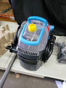 lot 6067 image: Bissell Floor Cleaner