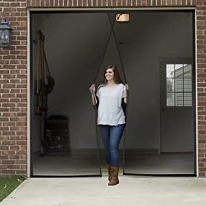 lot 6035 image: Garage Door Bug Curtain