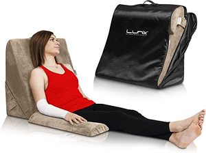 lot 7611 image: Lunix 3 Piece Wedge Pillow Set
